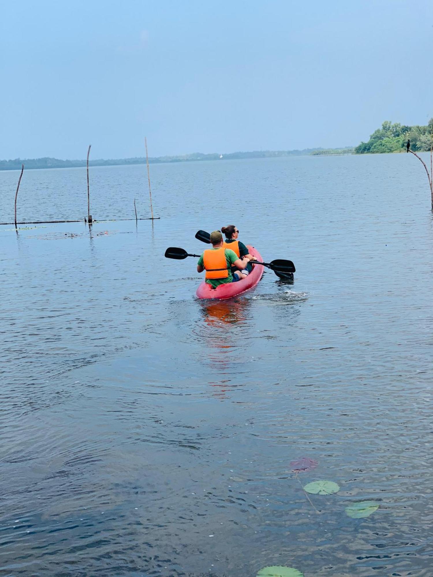 Lake Resort Bolgoda วัดดูวา ภายนอก รูปภาพ